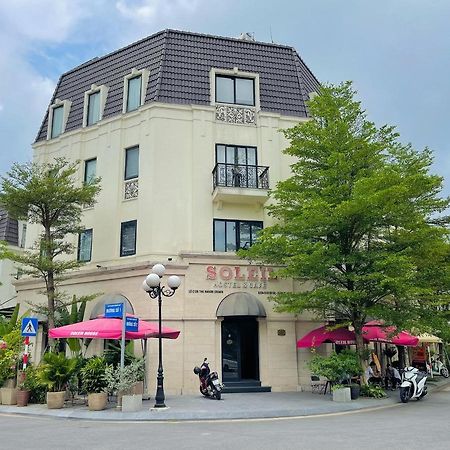 Soleil Hostel Hue Bagian luar foto