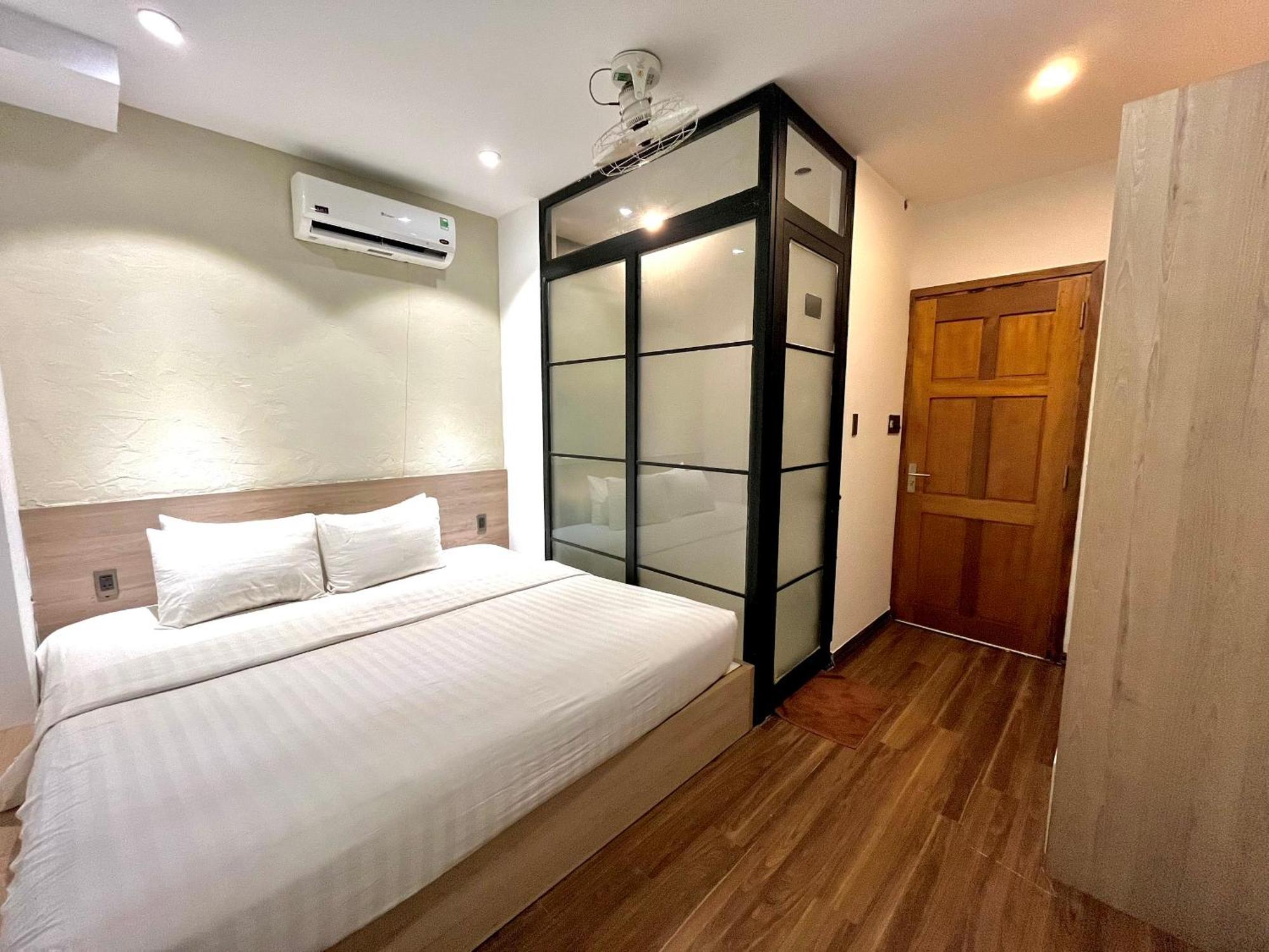 Soleil Hostel Hue Bagian luar foto