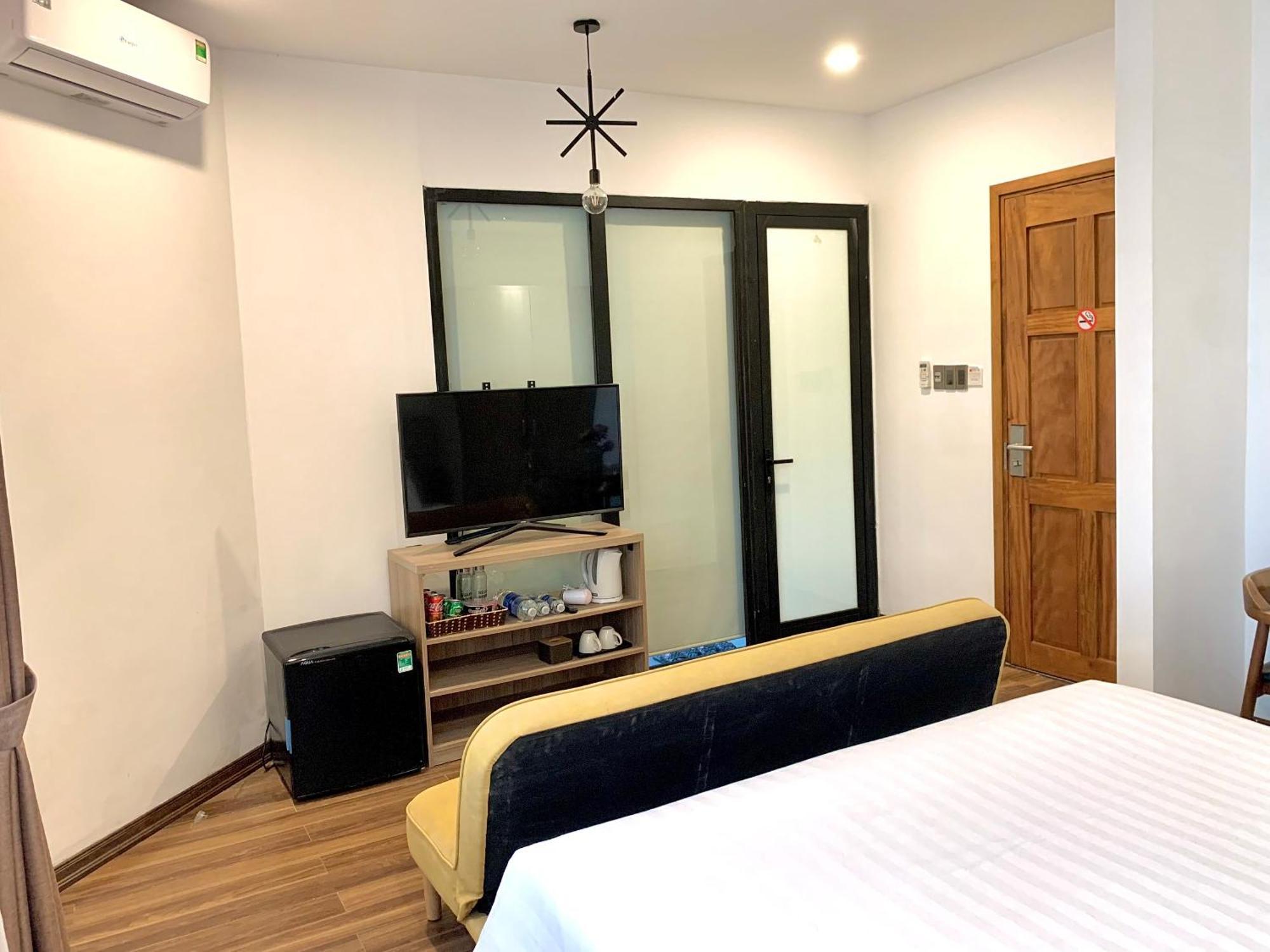 Soleil Hostel Hue Bagian luar foto
